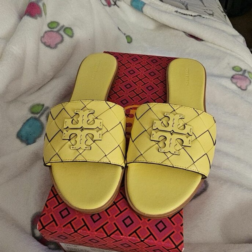 NWOT Tory Burch Everly Slides